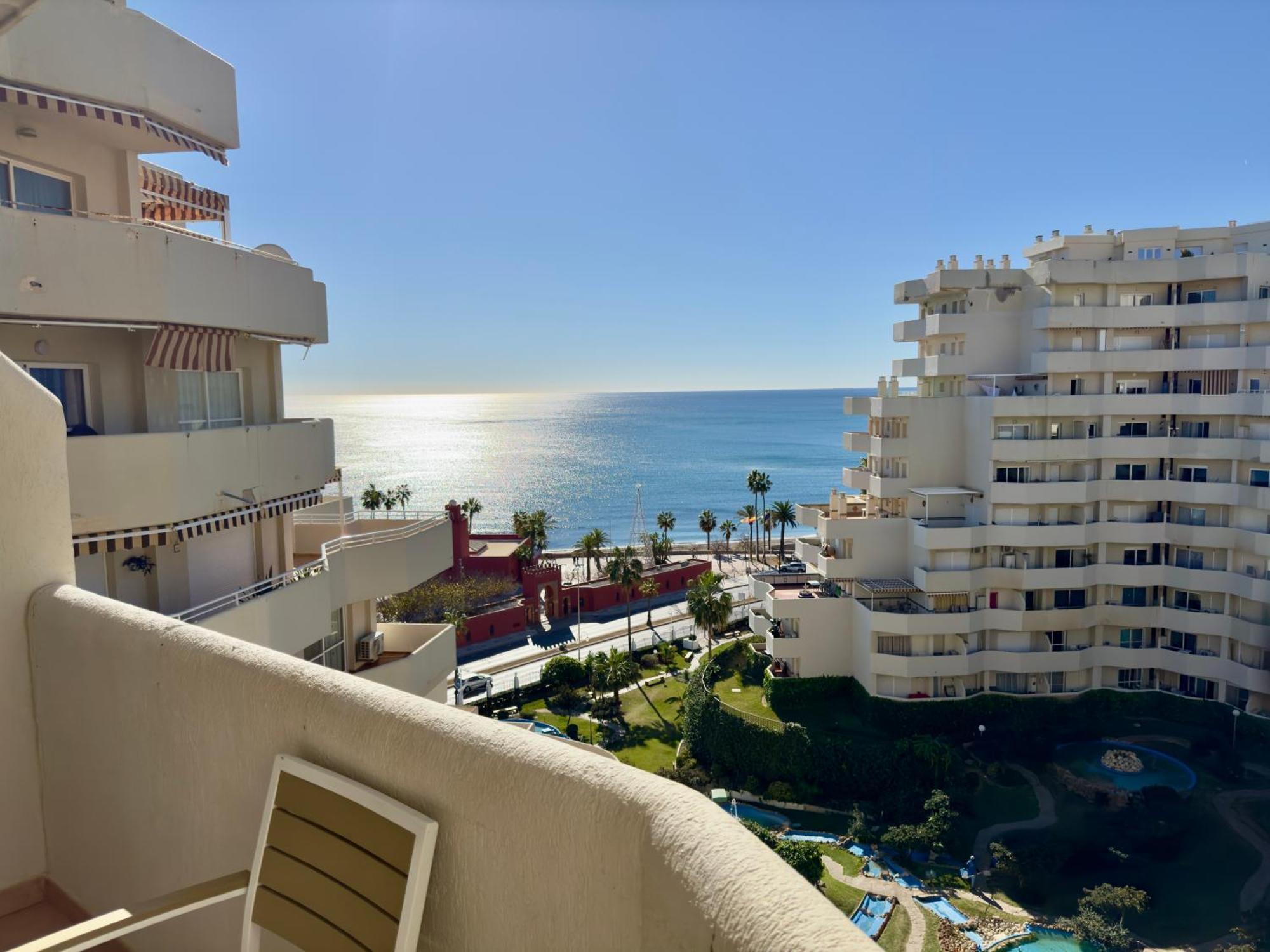 בנאלמדנה G&G Benalbeach Mediterranean Views מראה חיצוני תמונה