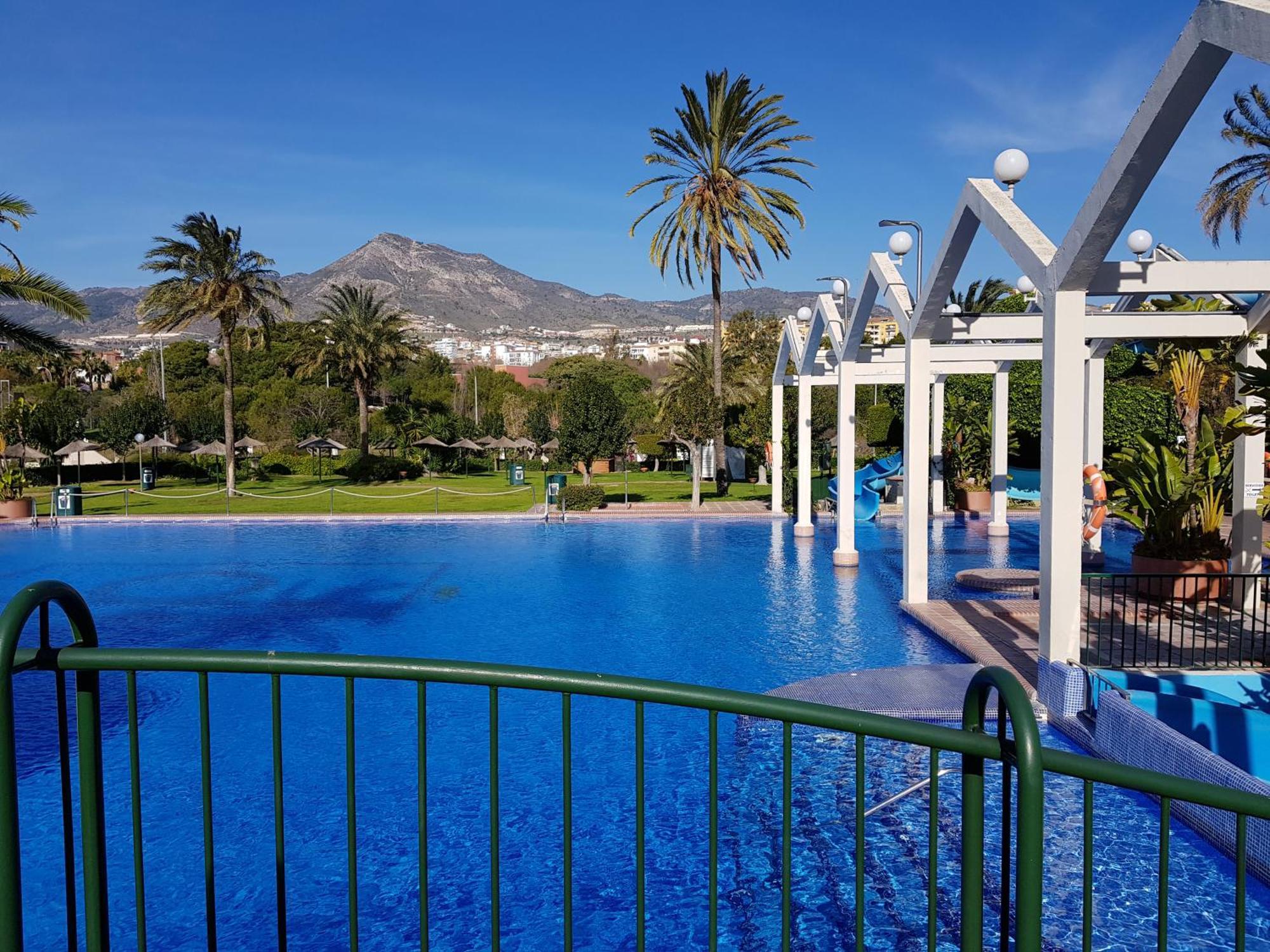 בנאלמדנה G&G Benalbeach Mediterranean Views מראה חיצוני תמונה
